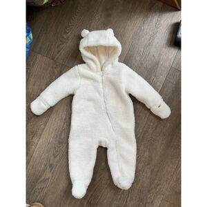 Lullaby Baby Sherpa Bear One Piece Teddy Jumpsuit White Size 6-9 Months EUC